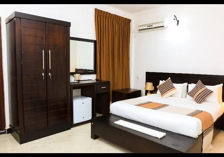 Oyo Motelvip Коломбо